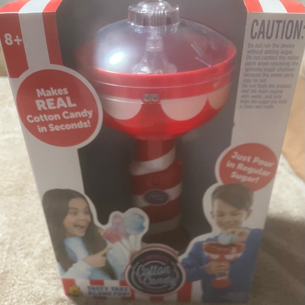 BRAND NEW HANDHELD KIDS COTTON CANDY MAKER
